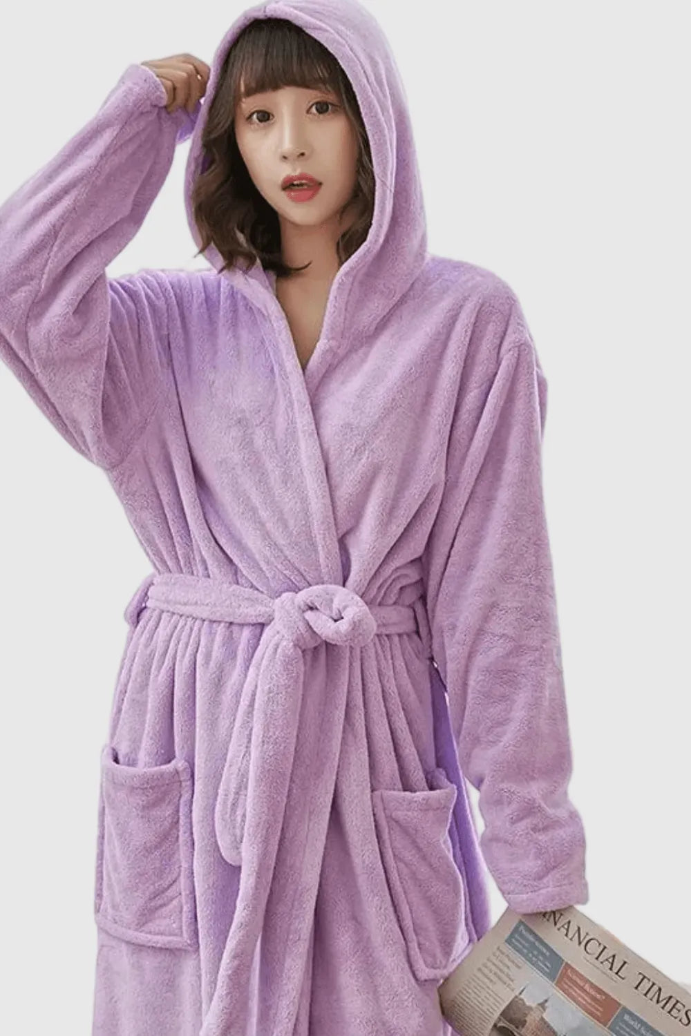 Peignoir moelleux femme avec capuche pour l'hiver