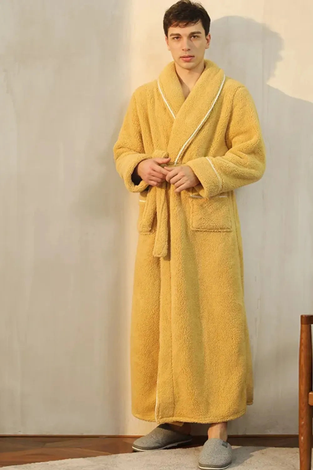 Peignoir jaune ensoleillé confort pour tous