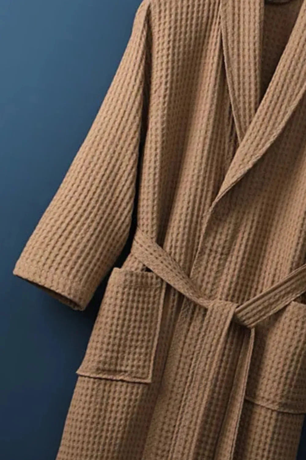 Peignoir gaufré élégant pour moments de détente