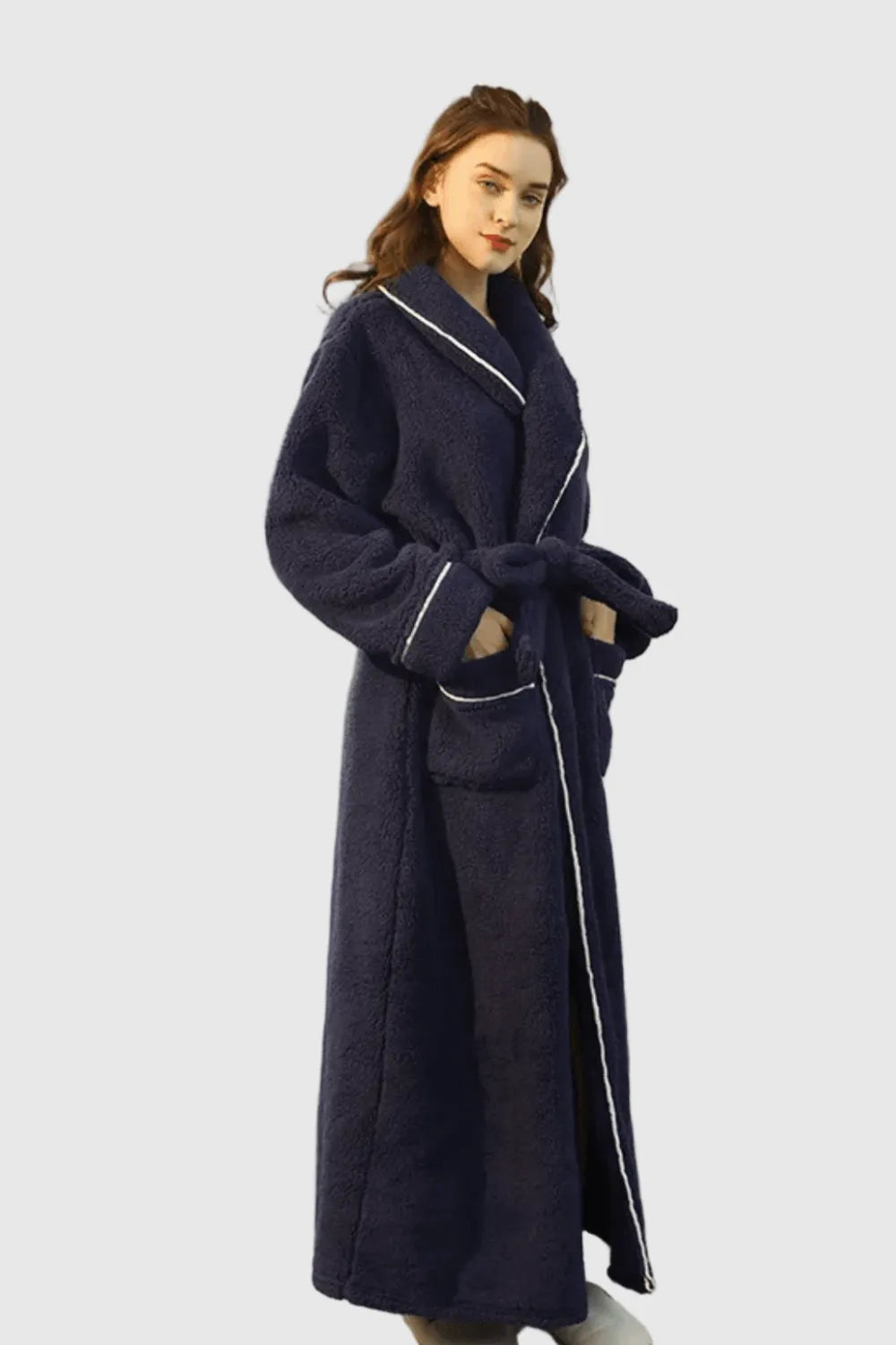 Peignoir élégant assorti pour couple amoureux