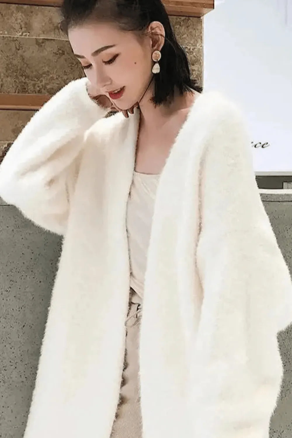 Kimono chaud élégant pour femme ambiance hivernale Peignoir et bain