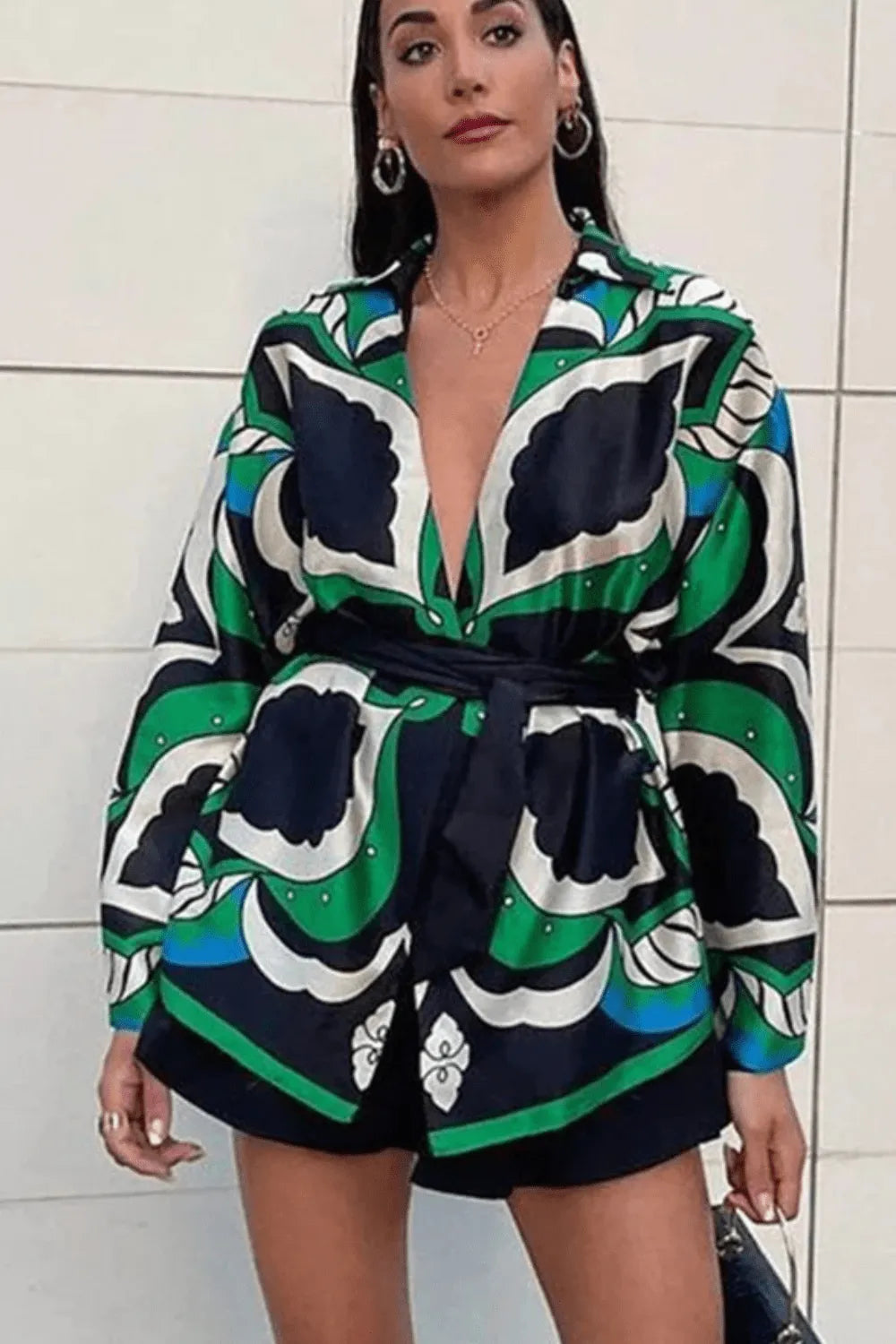 Kimono court élégant pour femme style moderne 1m50 à 1m80 ≃ 80kg Peignoir et bain