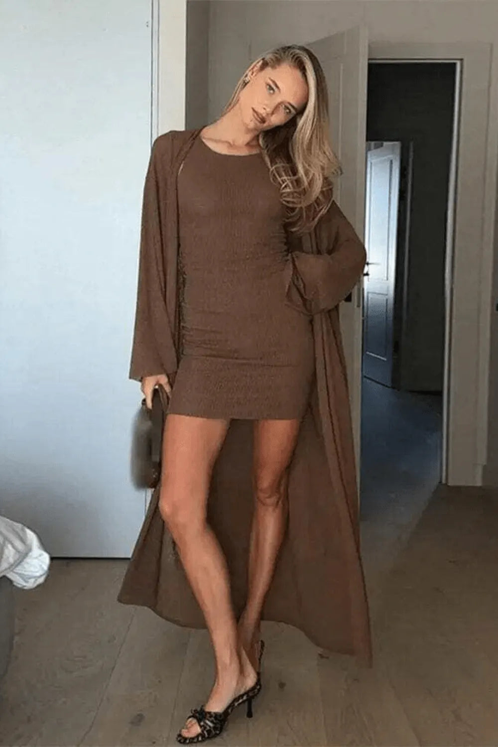 Kimono élégant à motifs féminins polyvalent Peignoir et bain