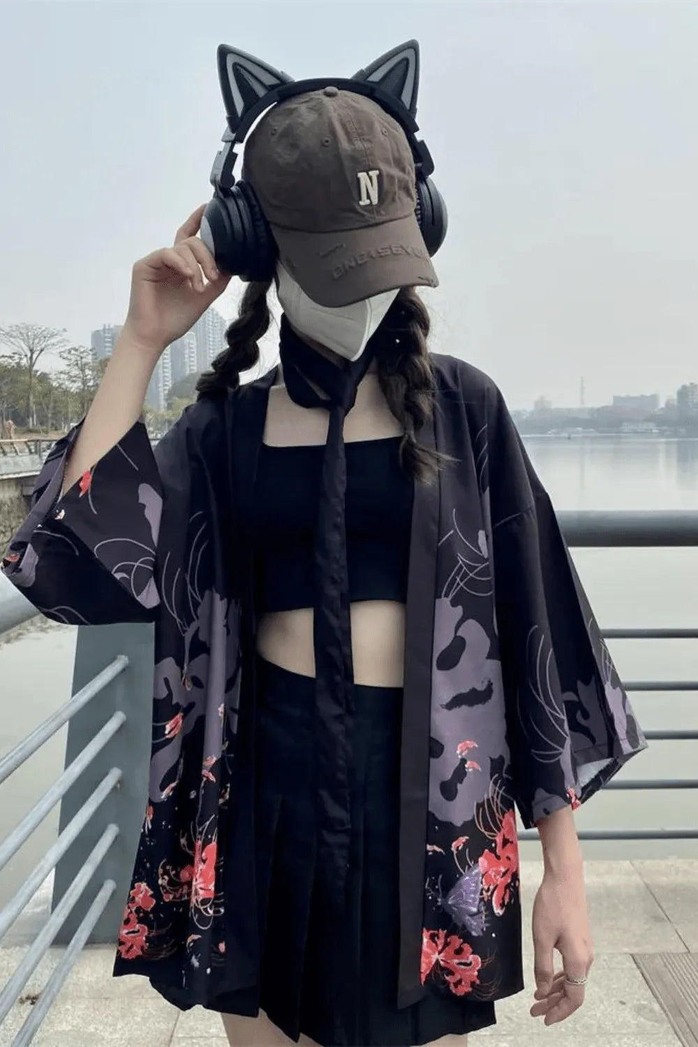 Kimono élégant noir pour soirées relaxantes Peignoir et bain