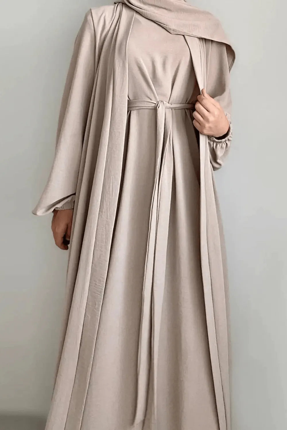 Kimono élégant pour femme musulmane style moderne Beige / XXL Peignoir et bain