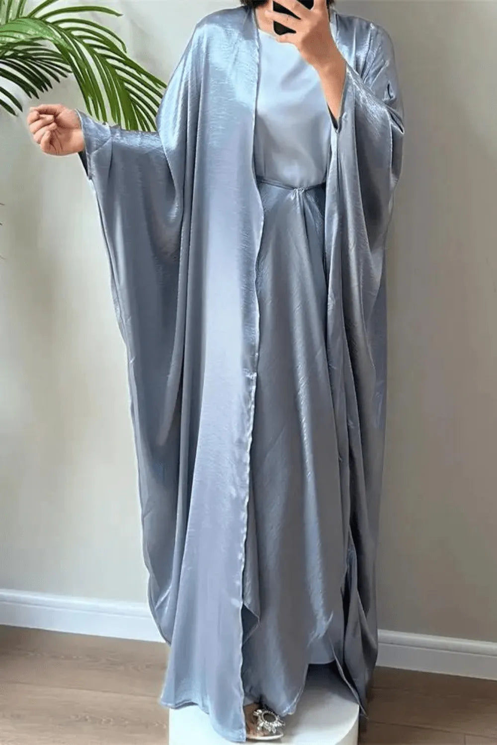 Kimono élégant pour femme style abaya idéal soirée Peignoir et bain