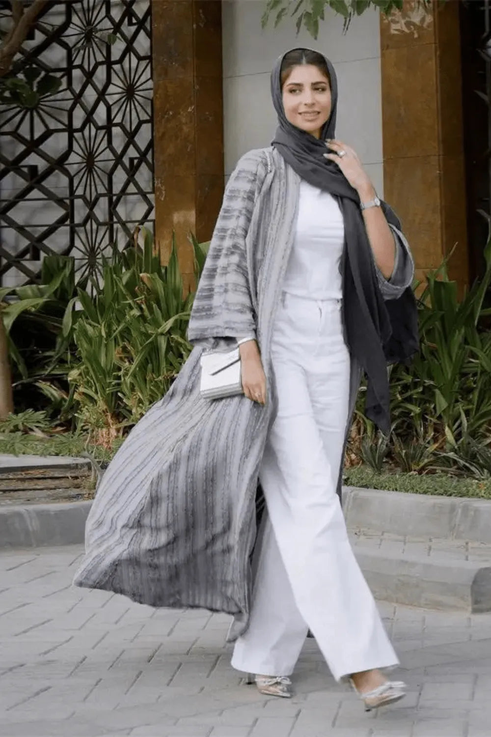 Kimono élégant style abaya pour femme moderne Gris / XXL Peignoir et bain