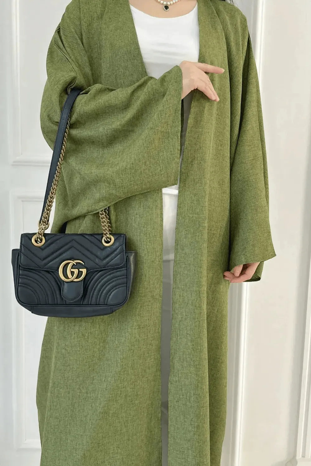 Kimono élégant kaki pour un style chic et décontracté