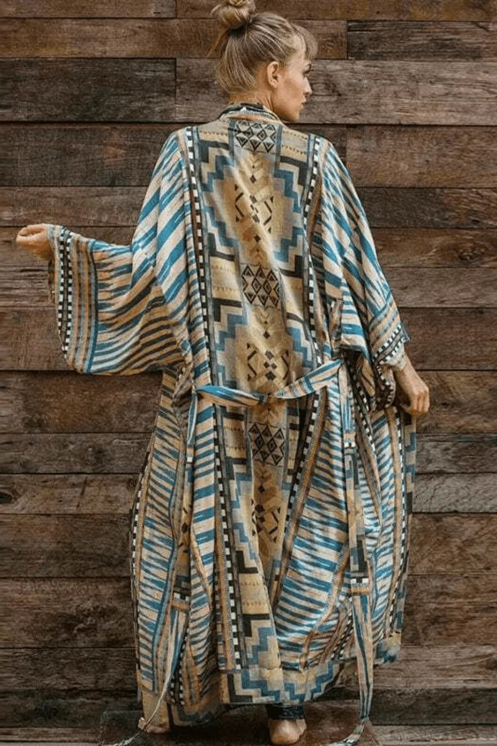 Kimono élégant à motifs fleuris pour femme