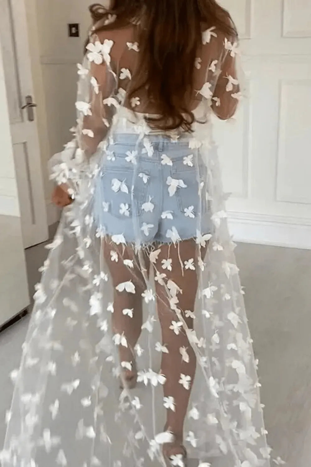 Kimono léger transparent pour soirée élégante