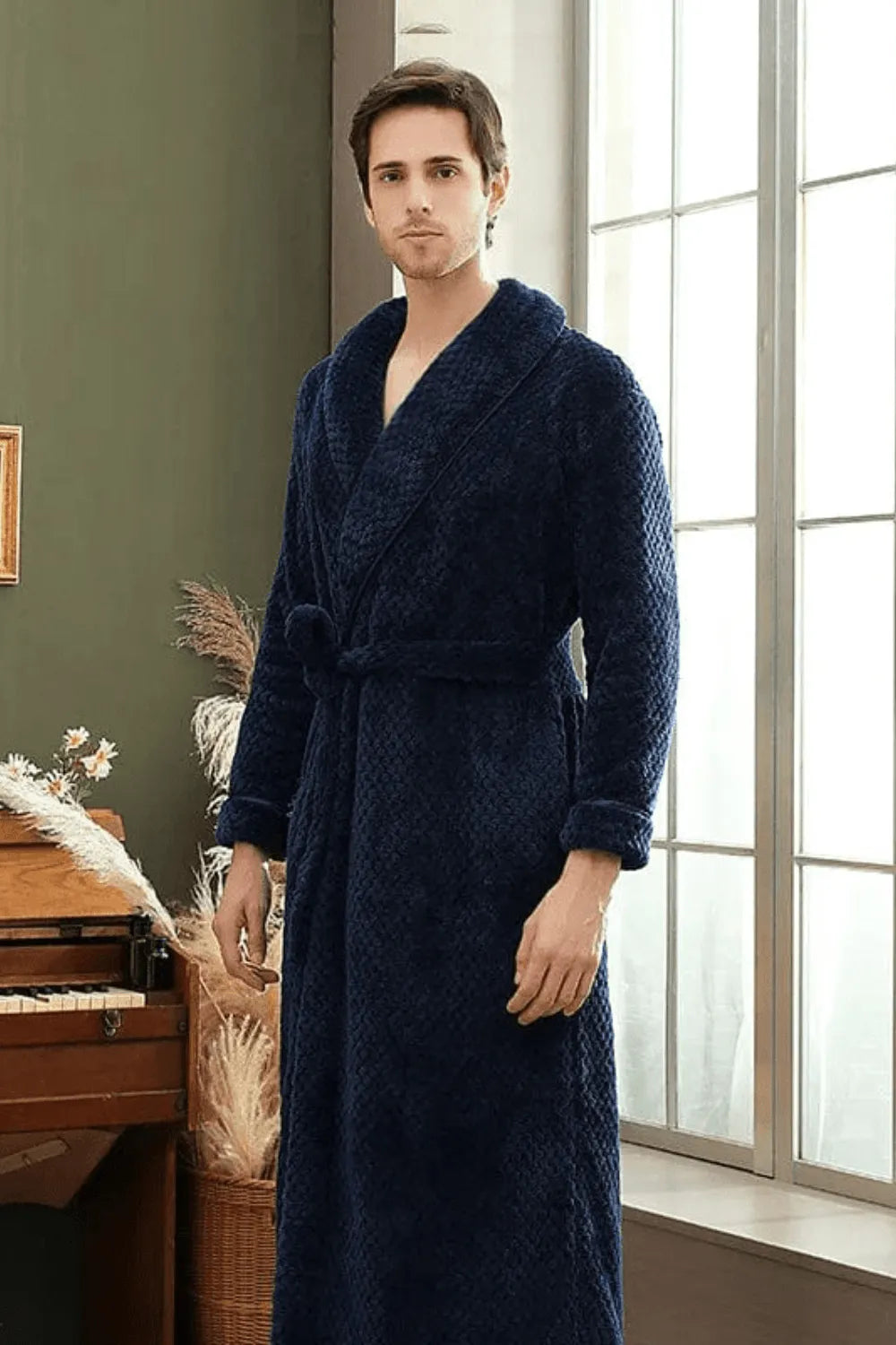 Peignoir blanc élégant pour homme spa et détente