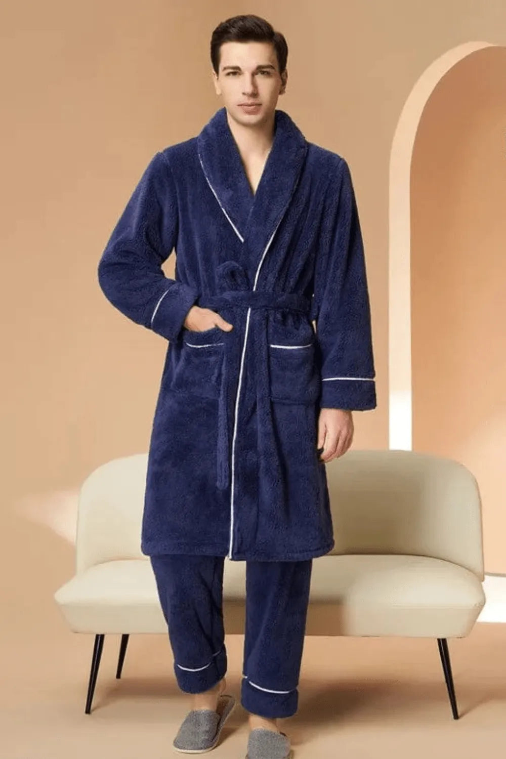 Peignoir élégant à capuche pour détente à la maison