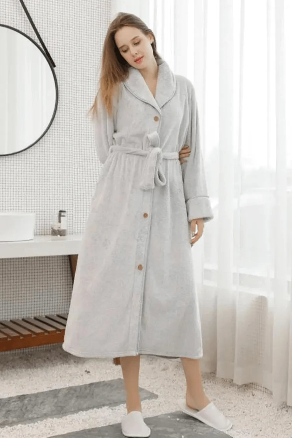 Peignoir long élégant pour détente à la maison