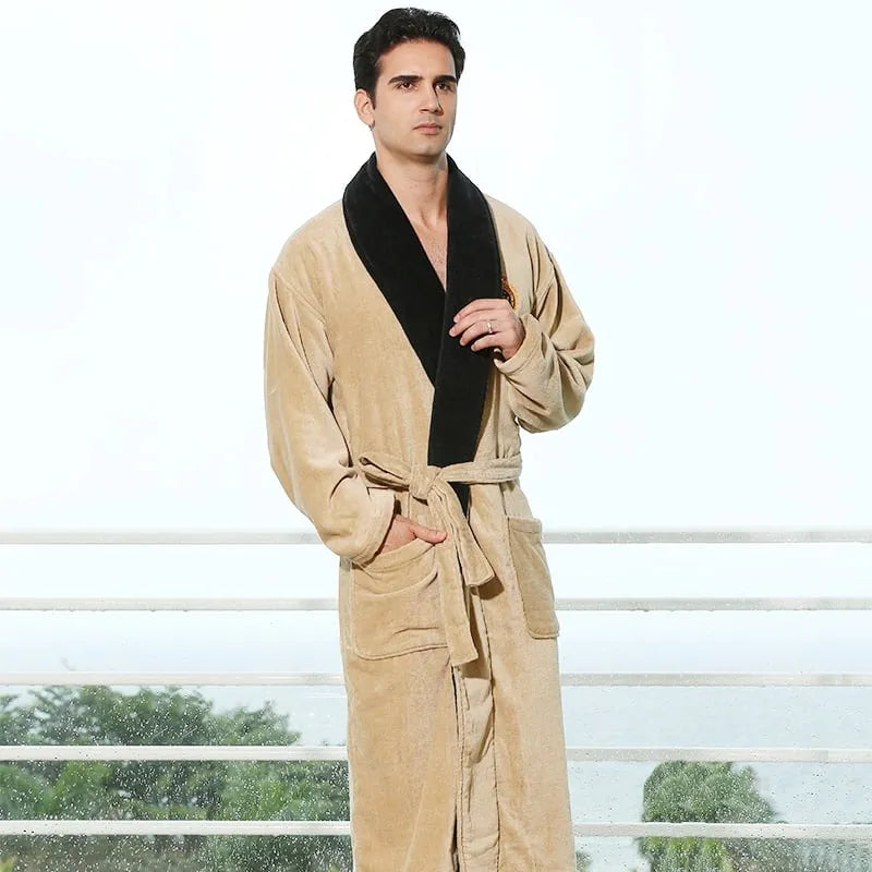 Peignoir élégant avec écusson pour homme beige Peignoir et bain
