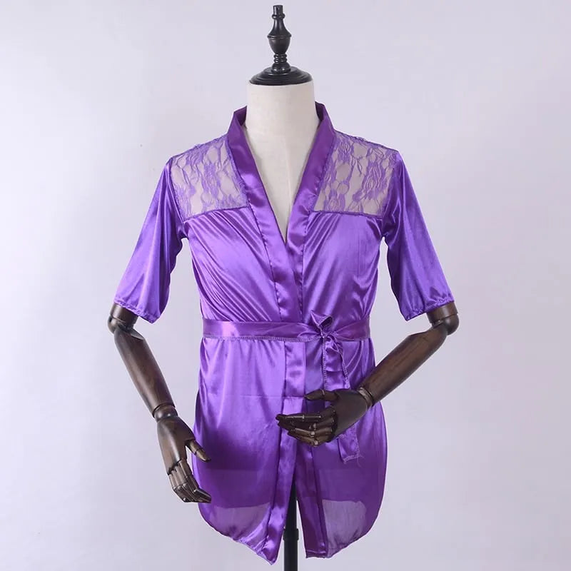 Peignoir élégant en dentelle féminine pour soirée violet / s Peignoir et bain