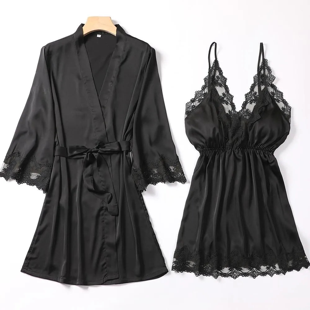 Peignoir élégant femme avec robe décolleté sexy Peignoir et bain