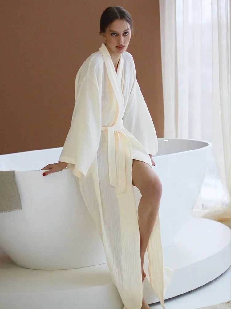 Peignoir élégant pour femme style raffiné et chic Peignoir et bain