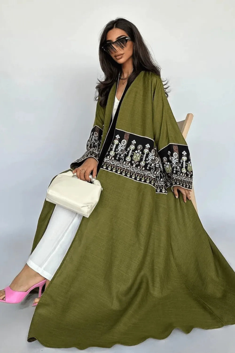 Peignoir élégant style kimono pour moments de détente Peignoir et bain