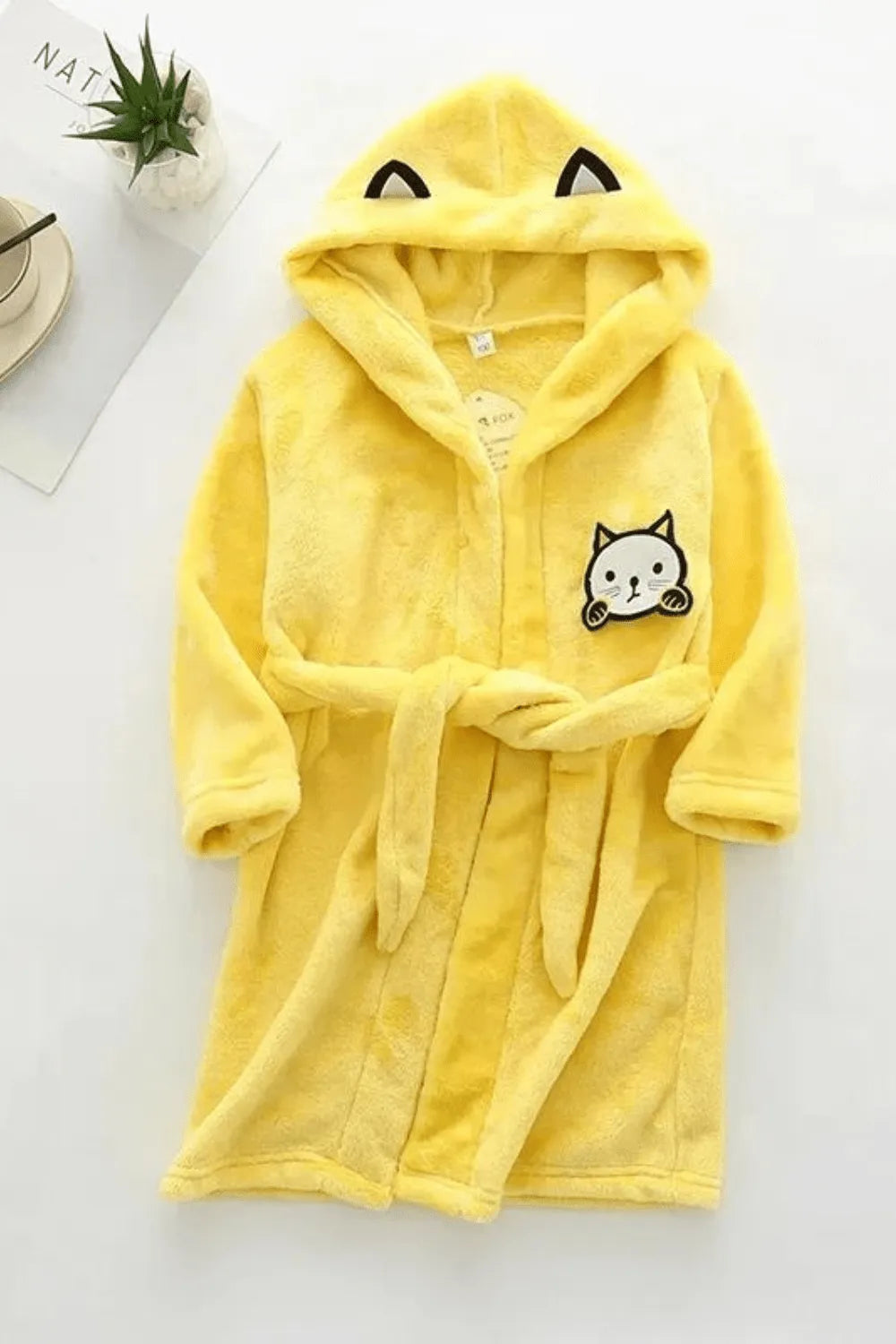 Peignoir magique à capuche pour fille aventureuse