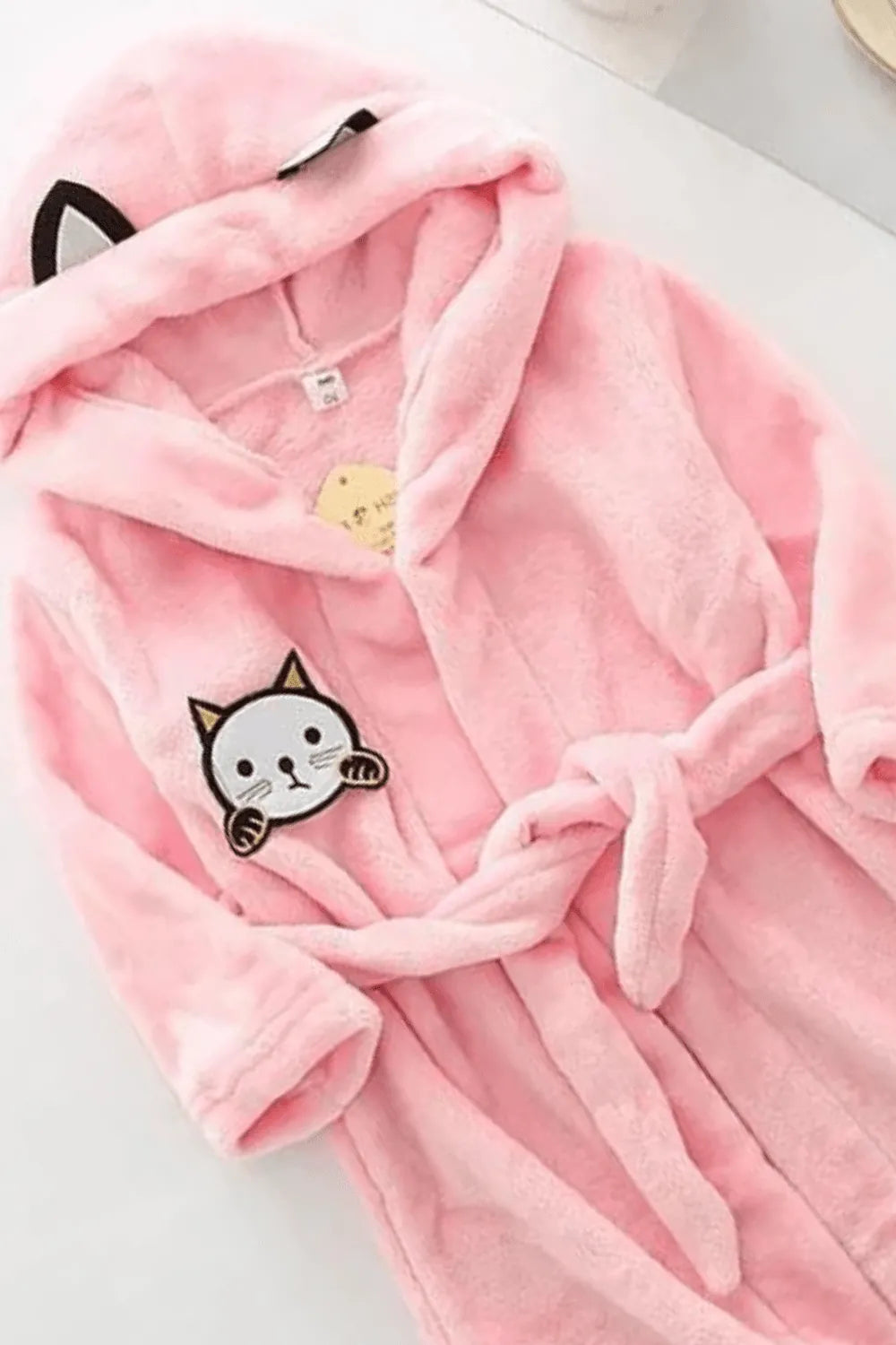 Peignoir magique à capuche pour fille aventureuse