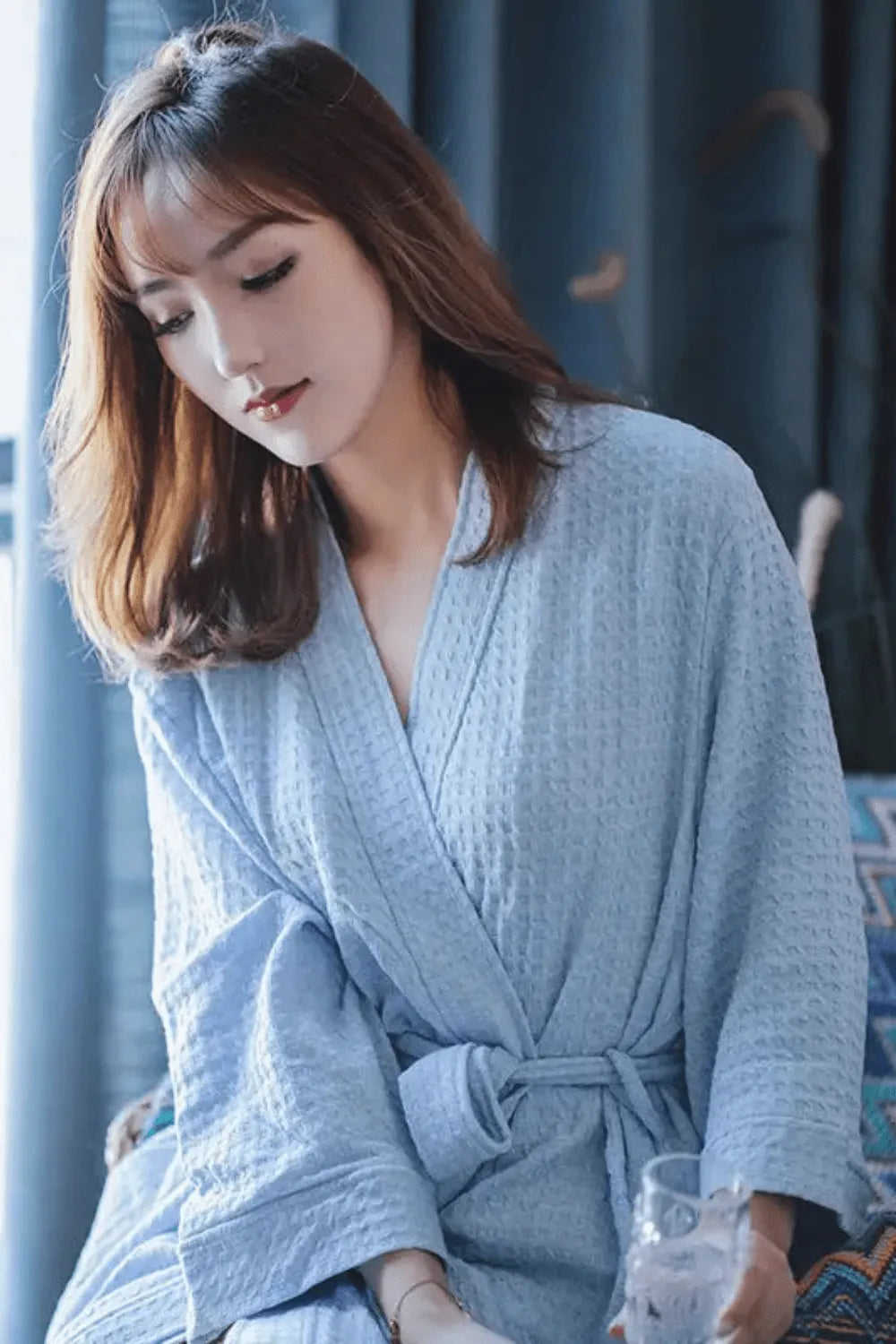 Peignoir léger estival pour détente à la maison