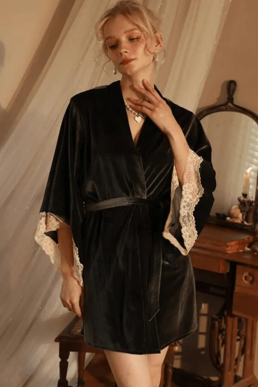 Peignoir glamour en velours pour détente femme