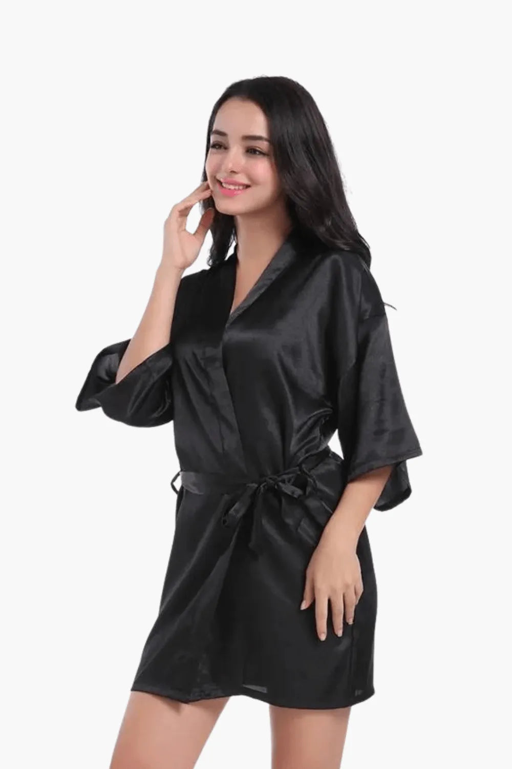 Peignoir élégant noir pour femme ambiance satin chic