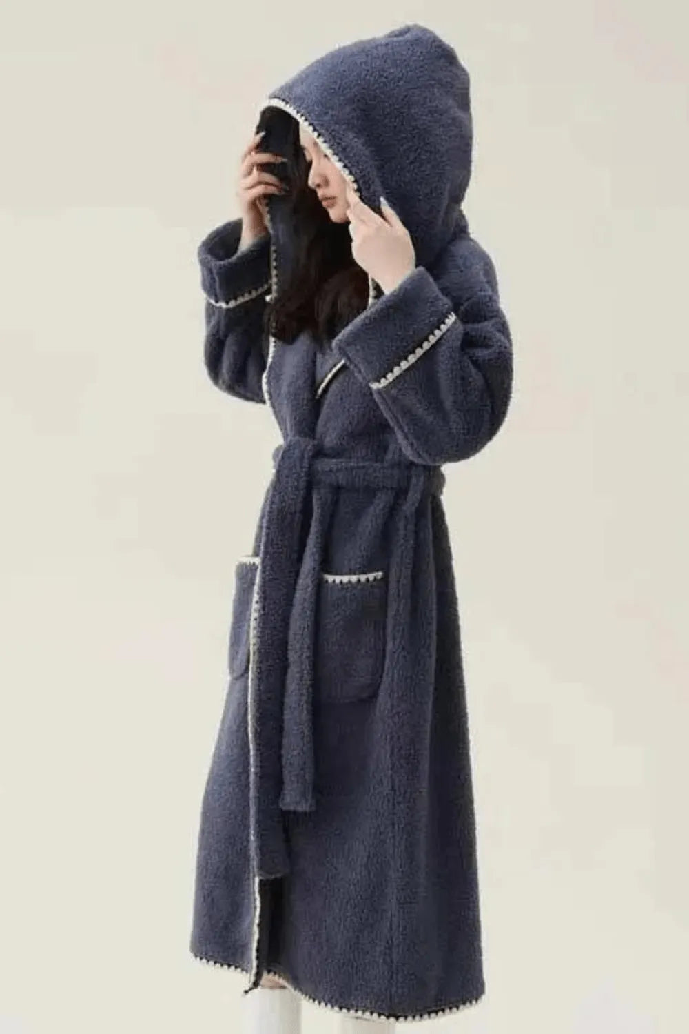 Peignoir élégant cocooning pour femme ambiance détente