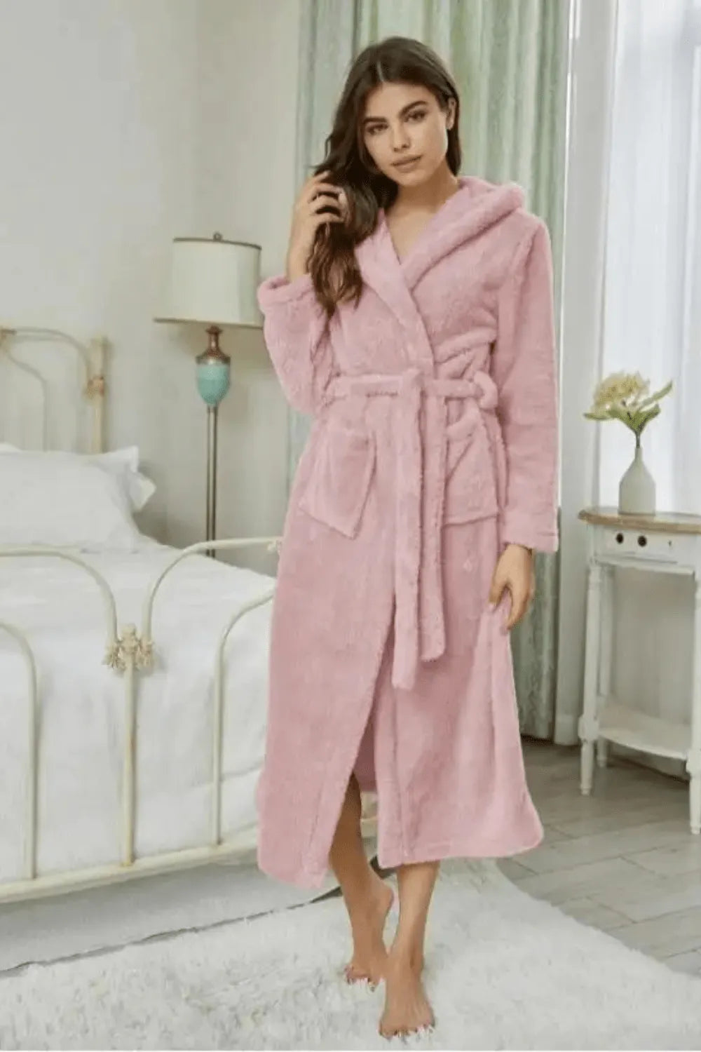Peignoir rouge élégant pour femme ambiance cocooning