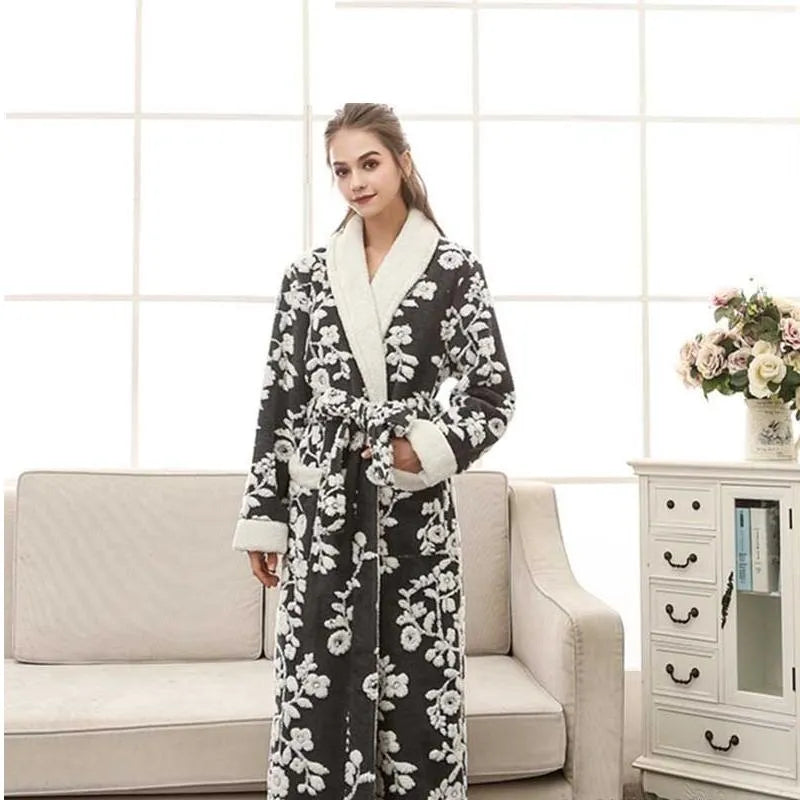 Peignoir fleuri élégant pour moments de détente Peignoir et bain