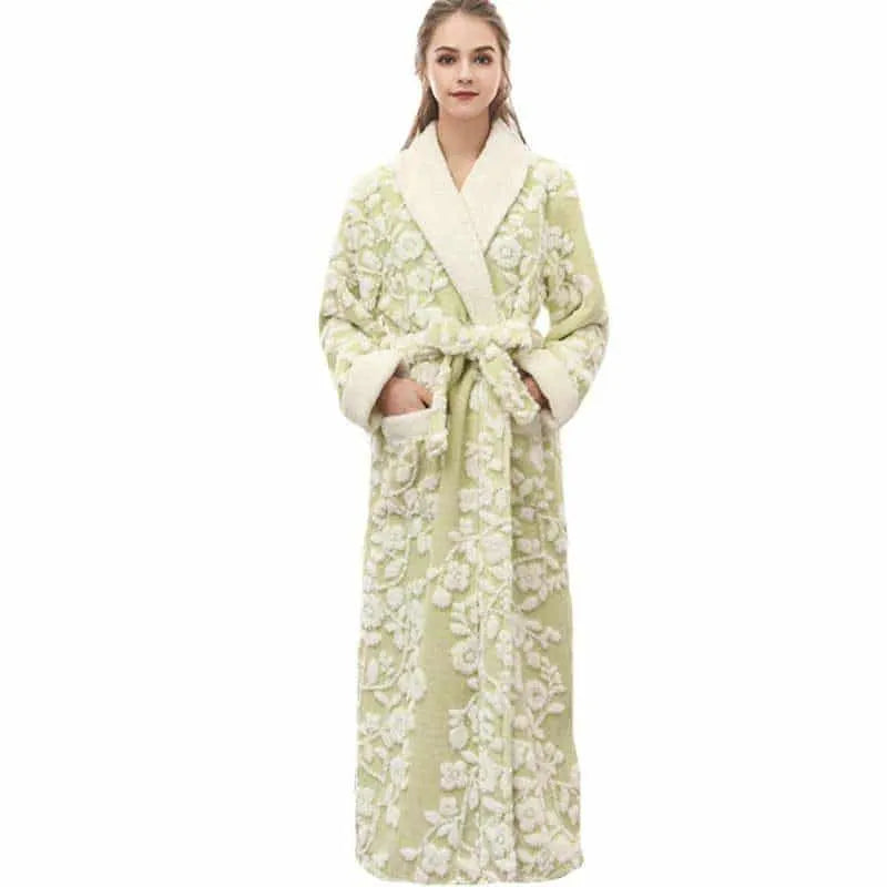 Peignoir fleuri élégant pour moments de détente Peignoir et bain