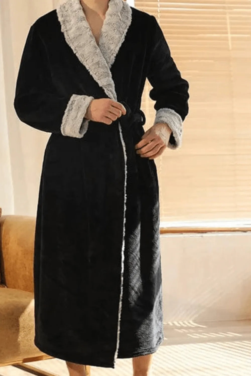 Peignoir long élégant pour homme après-bain