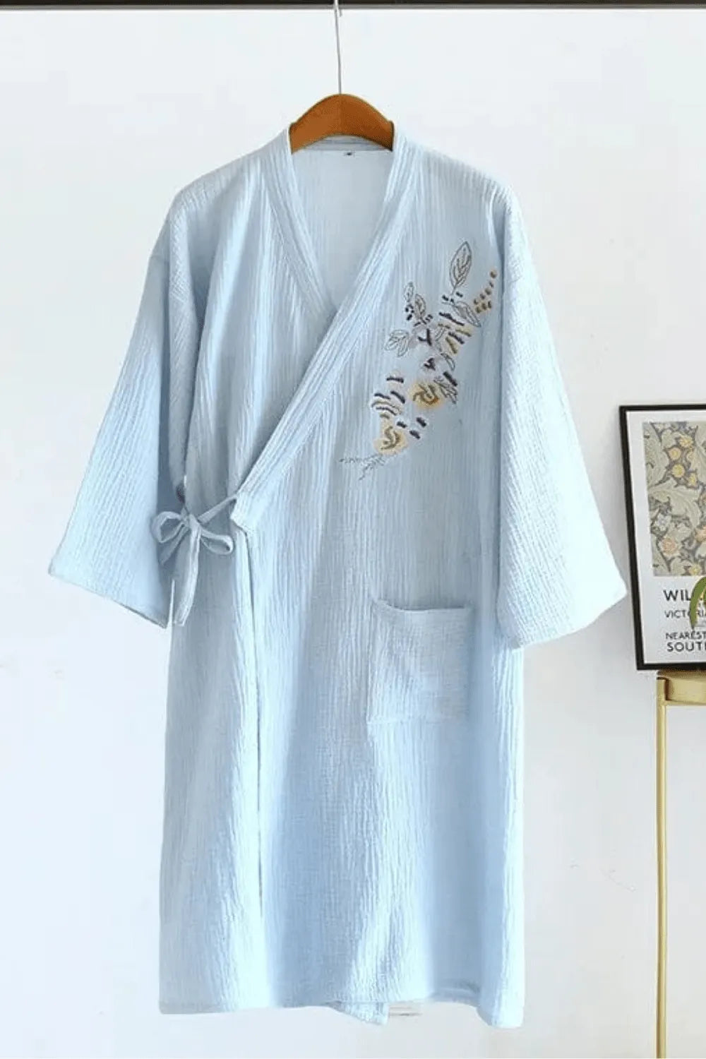 Peignoir japonais élégant style traditionnel femme