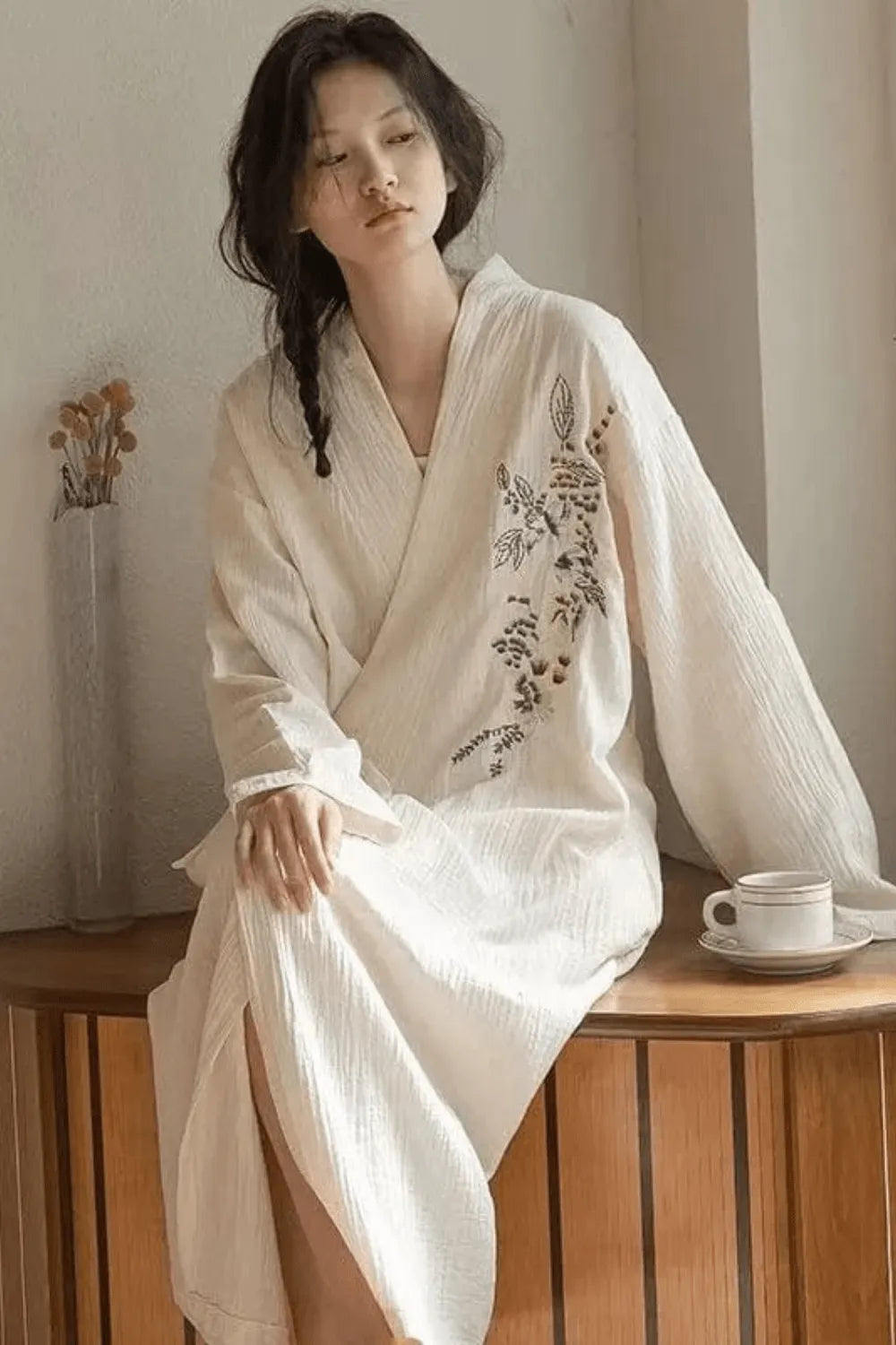 Peignoir japonais élégant style traditionnel femme