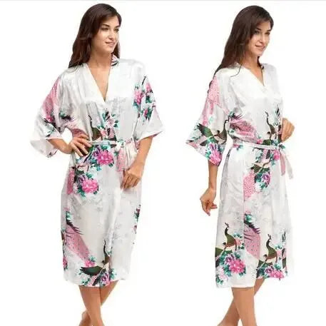 Peignoir kimono élégant et séduisant pour femme Peignoir et bain