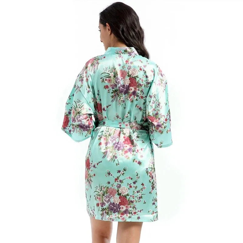 Peignoir kimono fleuri élégant pour femme Peignoir et bain