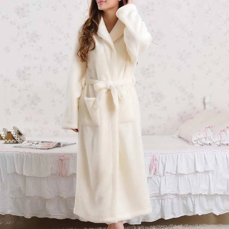 Peignoir long élégant pour femme spa et détente Peignoir et bain