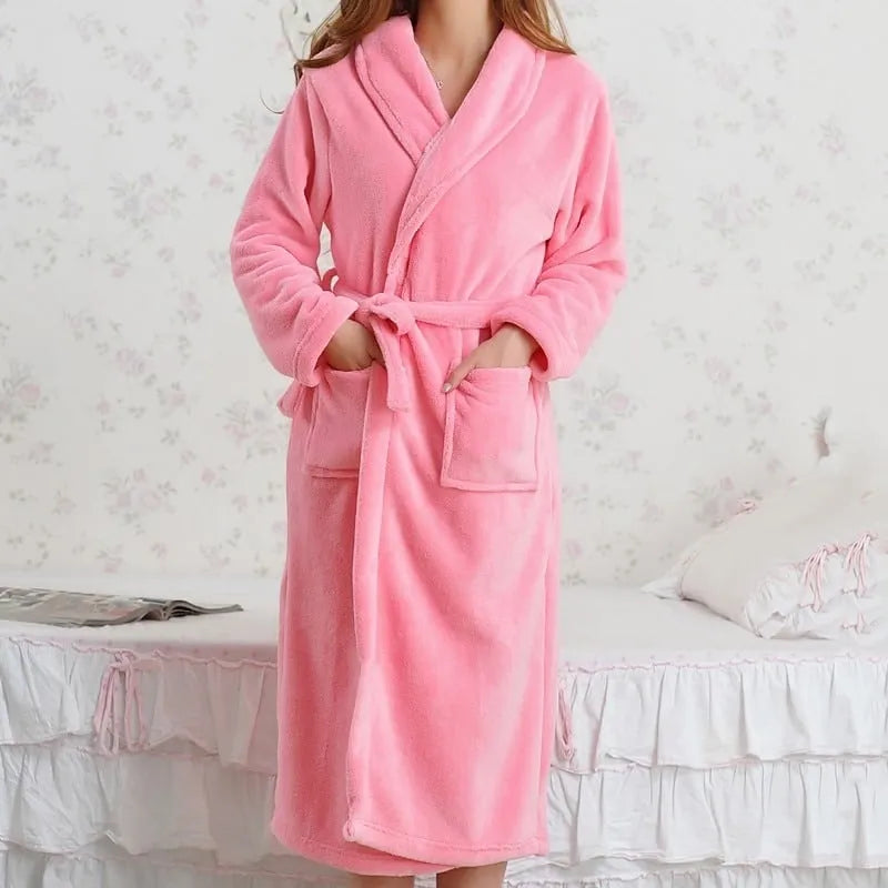 Peignoir long élégant pour femme spa et détente Peignoir et bain