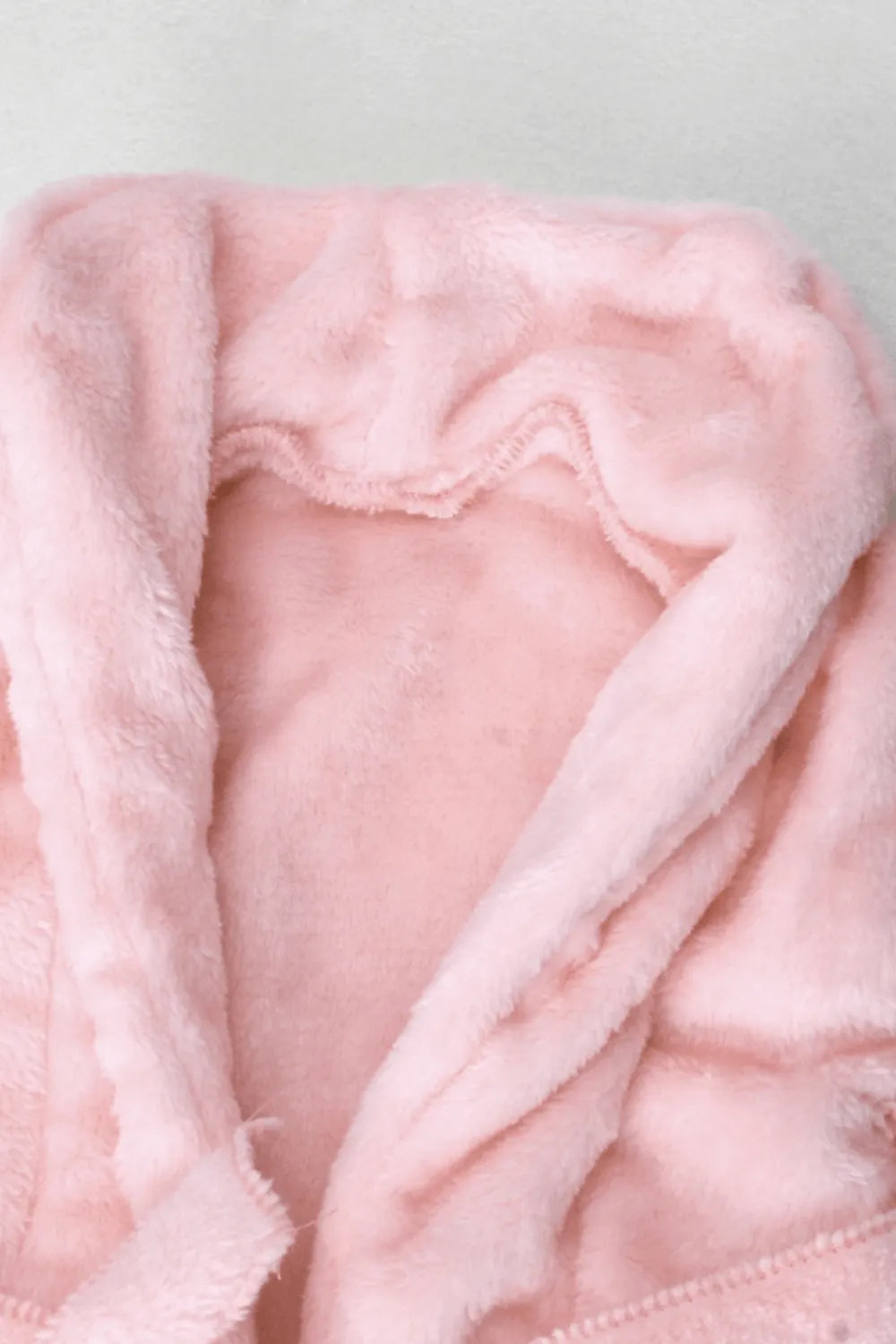 Peignoir doux bébé pour l'hiver ambiance câline