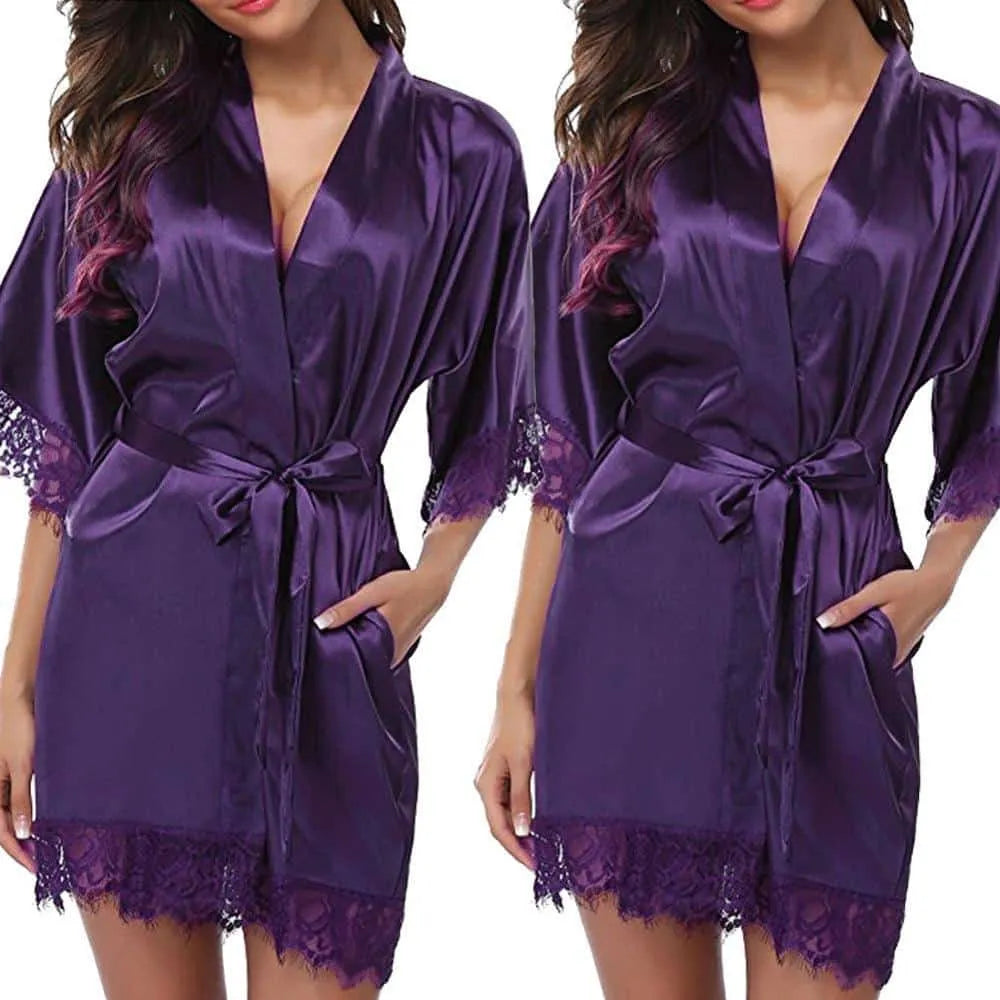 Peignoir séduisant en satin et dentelle pour femme Peignoir et bain