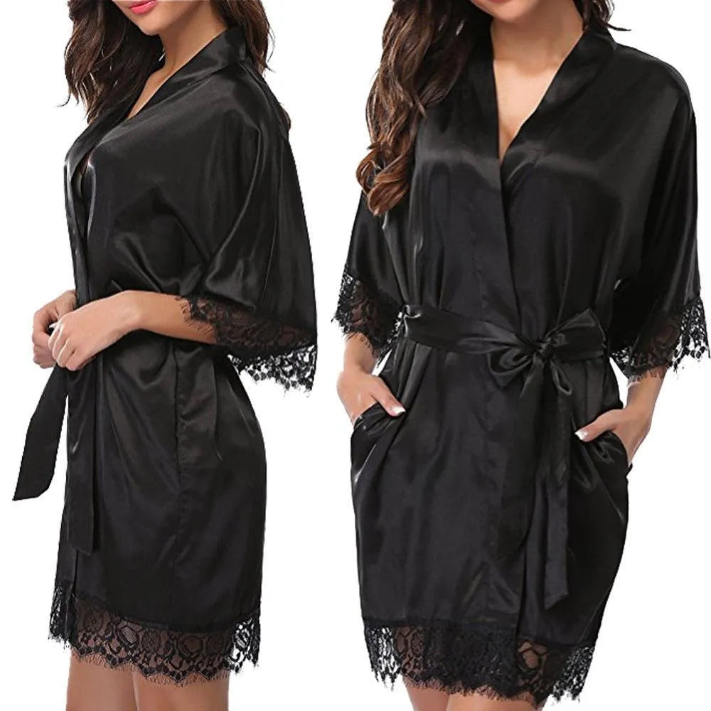 Peignoir séduisant en satin et dentelle pour femme Peignoir et bain