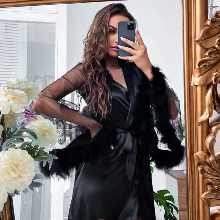 Peignoir transparent en satin avec plumes pour femme noir / s Peignoir et bain