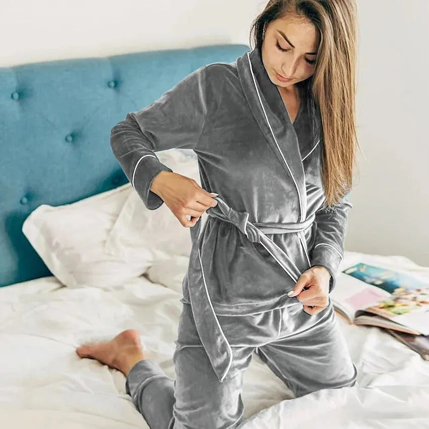 Peignoir velours femme court avec pantalon élégant Peignoir et bain