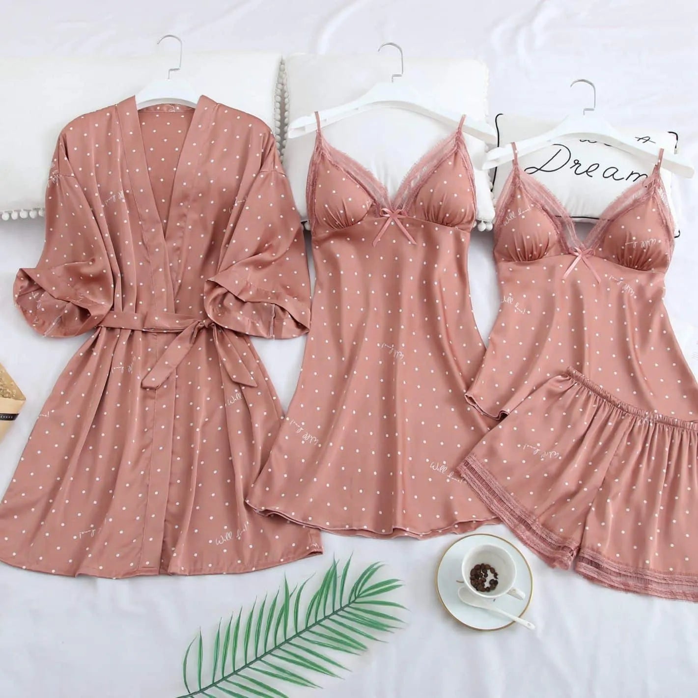 Peignoir vintage à pois chic pour femme Peignoir et bain