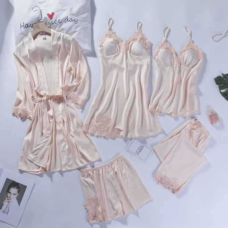 Peignoir vintage monochrome élégant pour femme beige / s Peignoir et bain