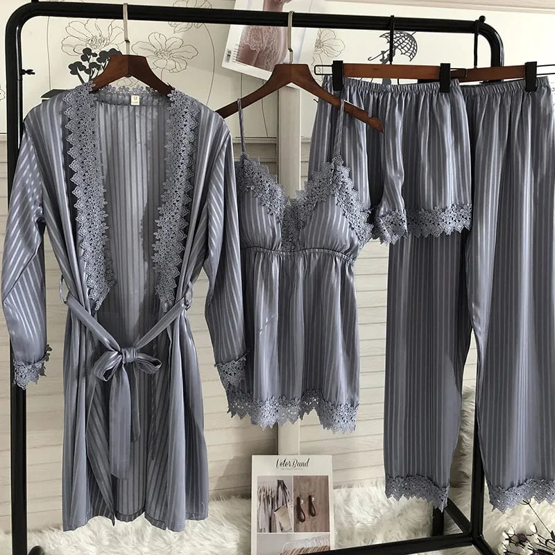 Peignoir vintage rayures et dentelle femme élégante gris / s Peignoir et bain